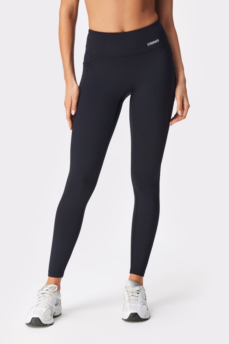 Signature Pocket Leggings