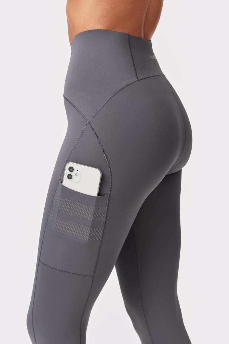 Sleek Pocket Leggings